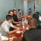 Pengurus DPD IMO Indonesia Kota Dumai saat ngopi bareng bersama Kapolres dan Wakapolres Dumai serta Kasubag Humas Polres Dumai