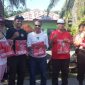 (Foto : dari kiri ke kanan) Kepala Unit Humas & Kesekretariatan PT Semen Padang Nur Anita Rahmawati, Lurah Bangsal Aceh Parlen Julianto, Camat Sungai Sembilan Tanwir Azhar Efendi, Wakil Walikota Dumai Eko Suharjo dan Kapolsek Sungai Sembilan AKP Iskandar diabadikan di sela-sela gotong royong di Bangsal Aceh, Kamis (23/1/2020).