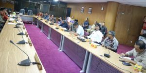 Saat kunjungan Komisi II DPRD Meranti ke Bapeda Litbang Provinsi Riau