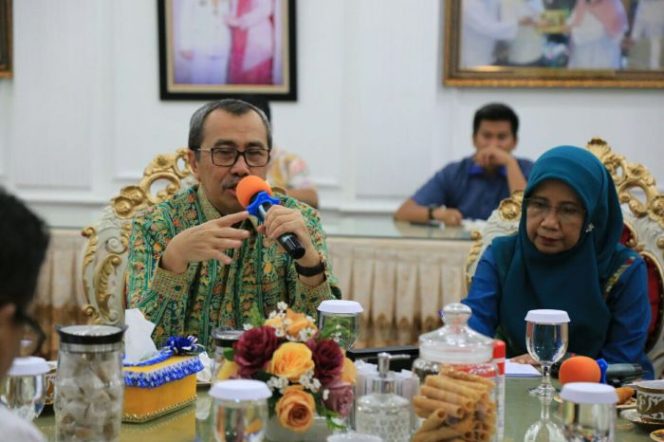 
					Antisipasi Penyebaran COVID 19, Gubri Imbau Seluruh Sekolah Diliburkan