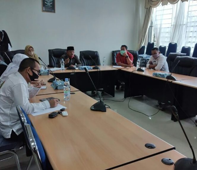 
					Rapat Dengar Pendapat (RDP) Komisi IV DPRD Inhil bersama Dinas Sosial Inhil.