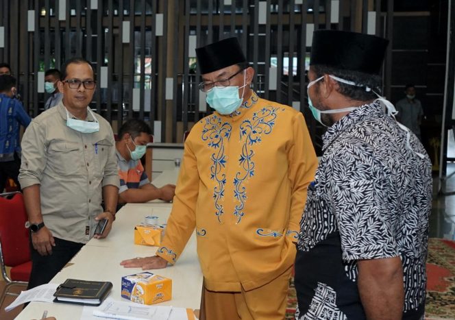 
					Seluruh Pasien Positif Sembuh, HM Wardan Apresiasi Kinerja Tim Medis