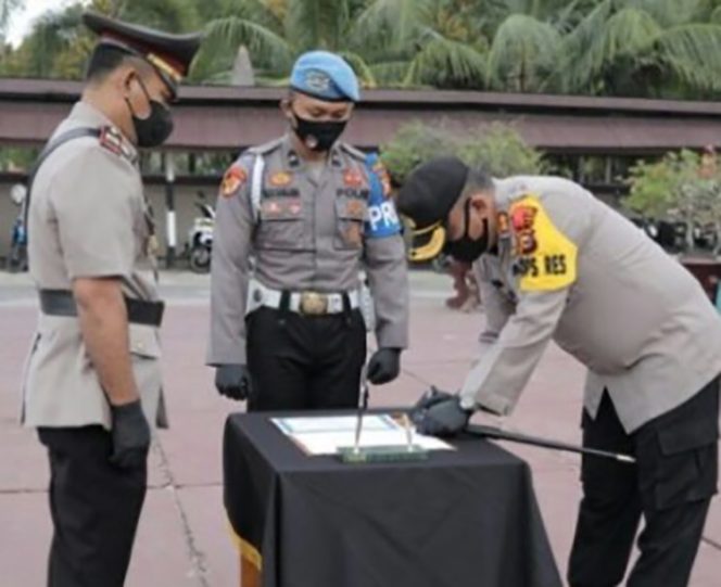 
					Kapolres Inhil Pimpin Sertijab Kasat Lantas Polres Inhil