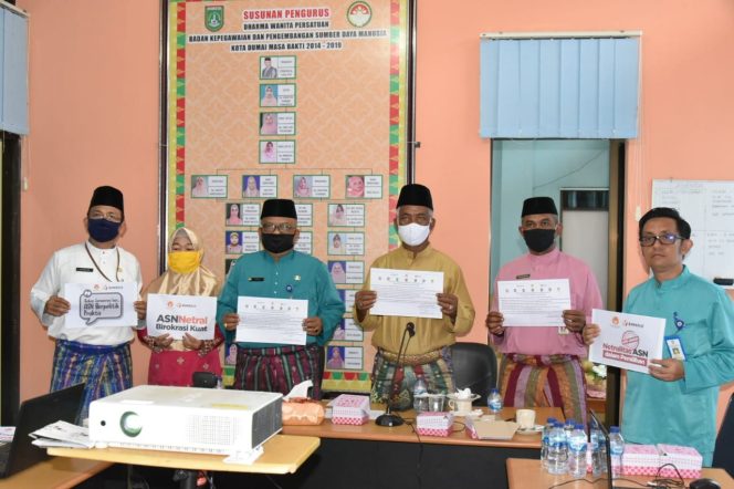 
					Asisten III Wakili Walikota Dumai Mengikuti Kampanye Virtual Gerakan Nasional Netralitas ASN