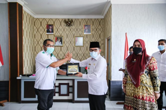 
					Walikota Dumai Sambut Kedatangan Tim Penilai Evaluasi Kinerja Kecamatan Tingkat Provinsi Riau