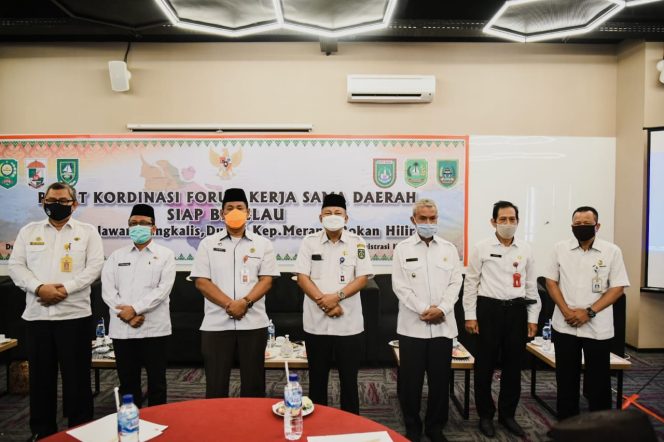 
					Plh Walikota Dumai Hadiri Rapat Koordinasi Forum Kerja Sama Daerah SIAP BEDELAU