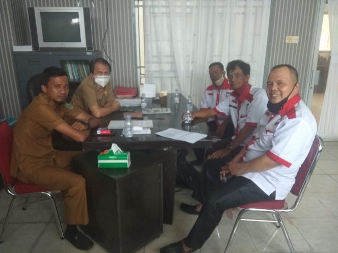 
					Silaturahmi sekaligus Audensi Tim Investigasi KAMI Kepada Kepala Dinas PMD