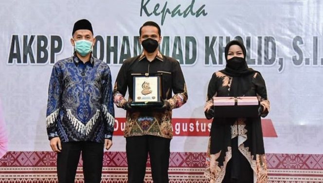 
					Hadiri Pisah Sambut Kapolres, Walikota Dumai Ucapkan Terima Kasih Kepada AKBP Andri Ananta Yudhistira