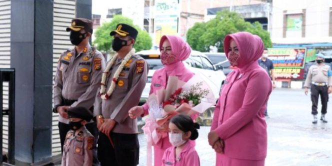
					Rangkaian Acara Pisah Sambut Kapolres Dumai