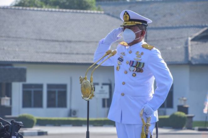 
					Danpasmar 1 Pimpin Prajuritnya Pada Upacara HUT Ke-76 TNI Angkatan Laut