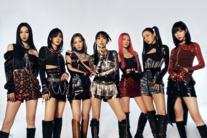 
					K-POP Girls On Top Trending di Twitter