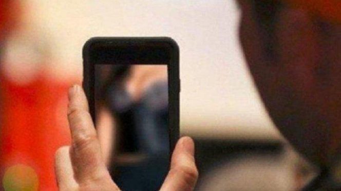 
					Dindin 2022 Viral, Apa Hubungannya dengan Video Belatung di Tiktok?