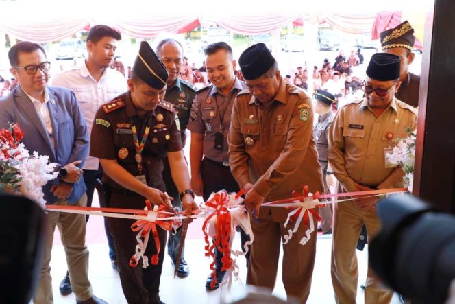 
					Resmikan Rumah Restorative Justice, Bupati Alfedri Harap Masyarakat Benar-benar Mendapat Keadilan Hukum