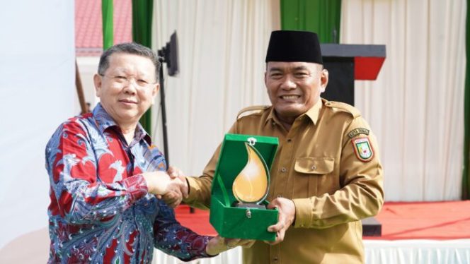
					Apical dan Pemko Dumai Resmikan SDN 001 Lubuk Gaung