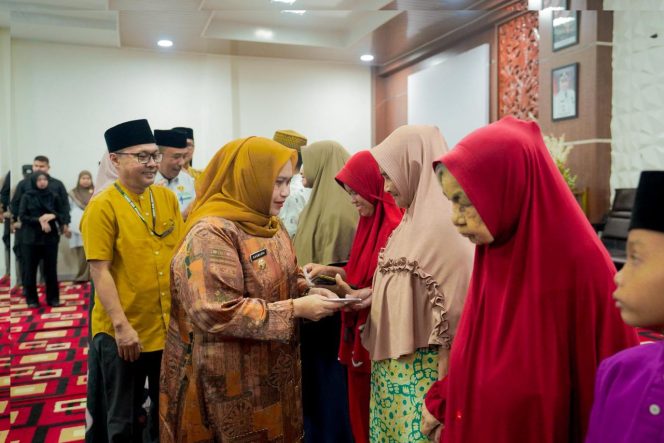 
					Safari Ramadhan Perdana, Bupati Kasmarni Pererat Sinergi dan Serap Aspirasi Masyarakat Talang Muandau