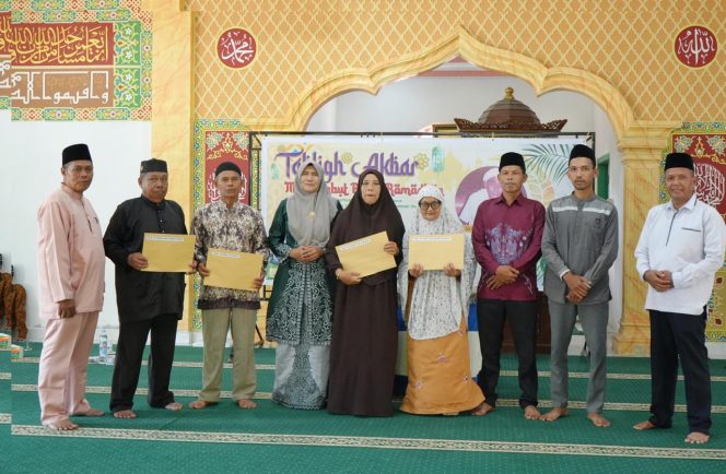
					Menjelang Ramadhan, Pengurus Masjid Al-Jihad Menggelar Tahlil dan Doa Bersama untuk Pendiri Masjid