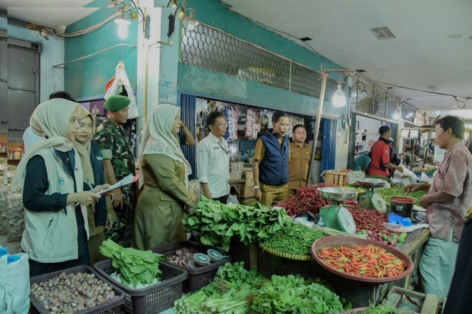 
					Jelang Imlek dan Ramadhan Harga Bahan Pokok Stabil dan Terpenuhi