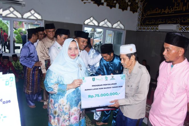 
					Safari di Kecamatan Bukit Batu, Bupati Kasmarni Kembali Tegaskan Pelayanan Publik Tetap Jadi Prioritas Utama