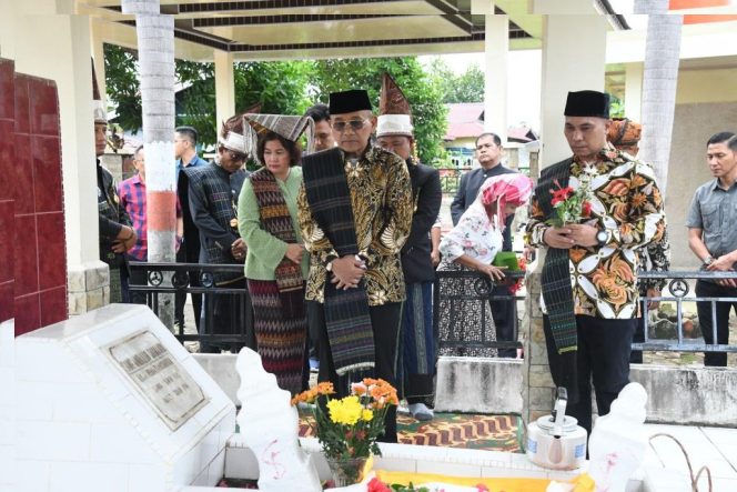 
					Pererat Sinergi Sejarah, Pemkab Bengkalis Sambut Hangat Kunjungan Ziarah Pemkab Simalungun