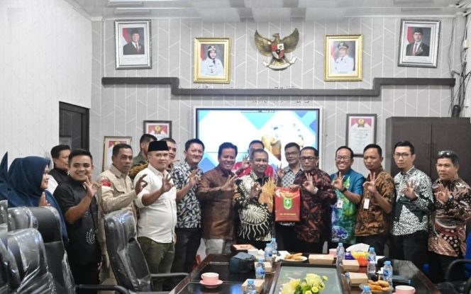 
					Pengentasan Kemiskinan, DPRD Karimun Studi Tiru di Negeri Junjungan