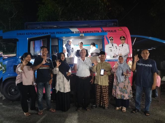 
					Bermasa Melayani, Disdukcapil Bengkalis Buka Layanan Adminduk Di Arena Car Free Night